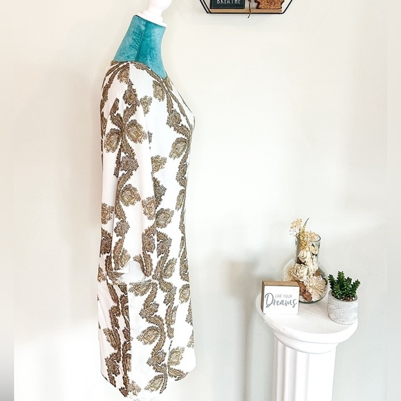 Chic & Elegant H&M Size 12 Dress -Perfect for Effortless Style & Sophistication! - Picture 2 of 11